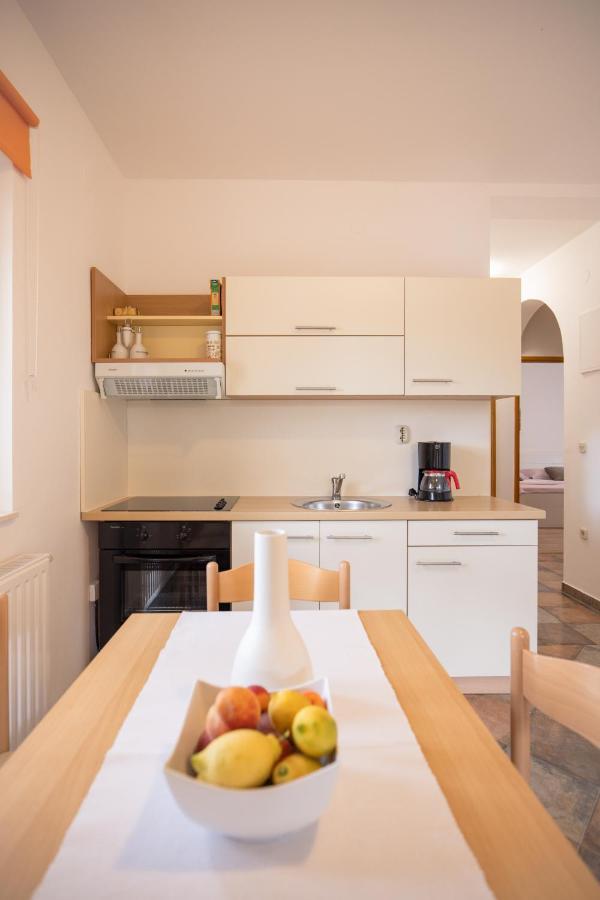 Apartment Leon Bibinje Buitenkant foto